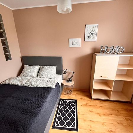 Apartament Roentgena 16 Przy Centrum Onkologii I Klinice Novum Varşova Dış mekan fotoğraf