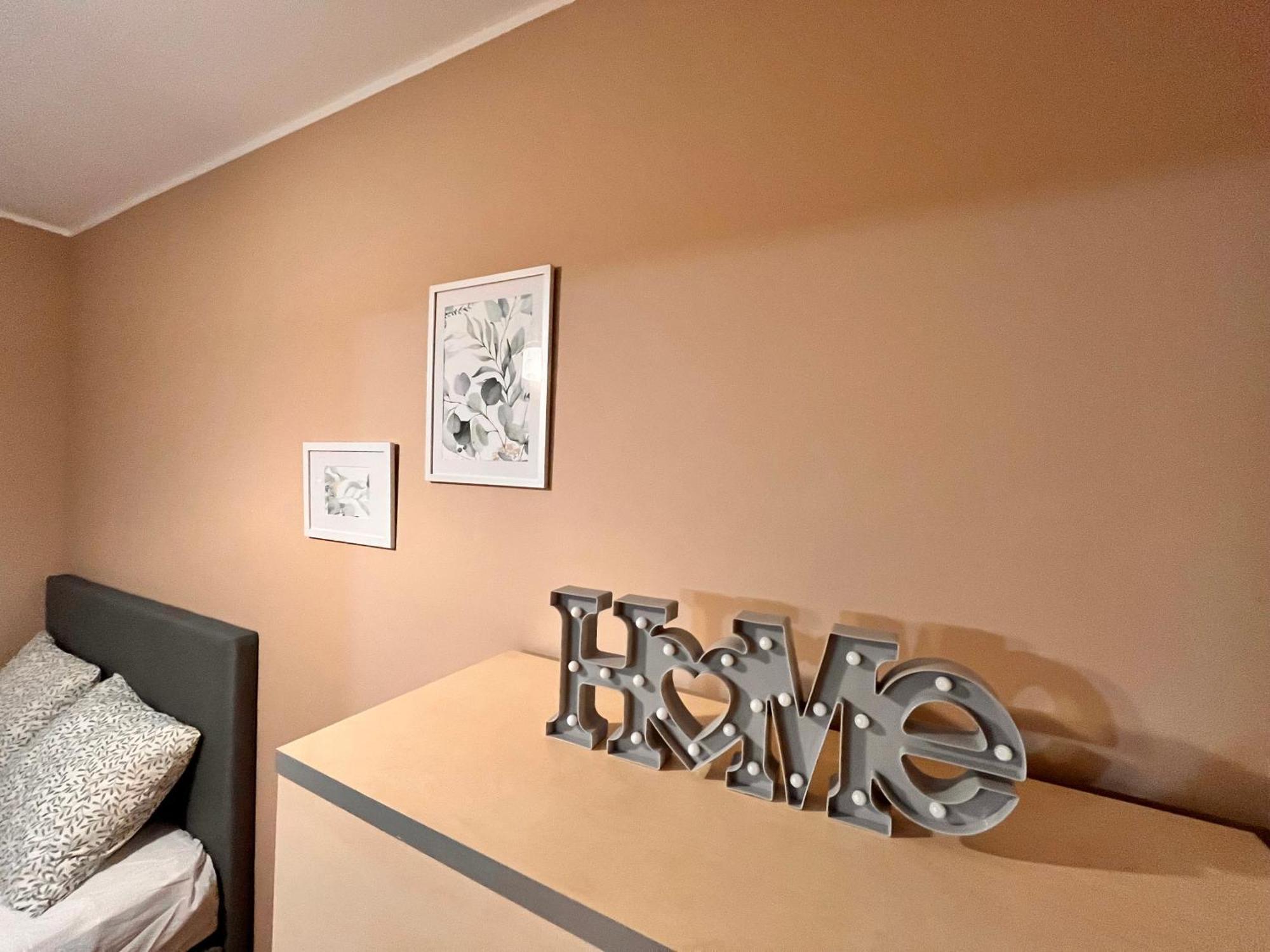 Apartament Roentgena 16 Przy Centrum Onkologii I Klinice Novum Varşova Dış mekan fotoğraf