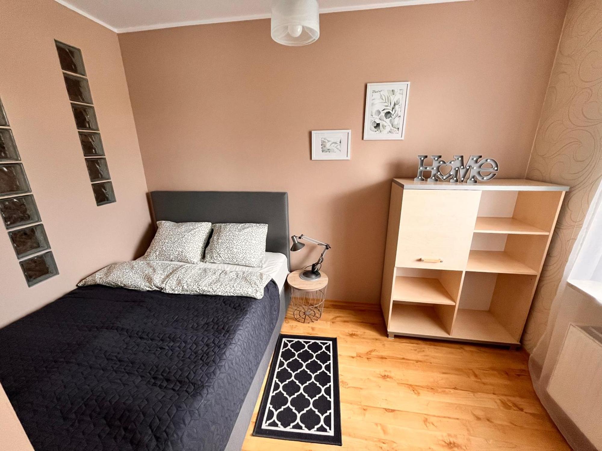 Apartament Roentgena 16 Przy Centrum Onkologii I Klinice Novum Varşova Dış mekan fotoğraf