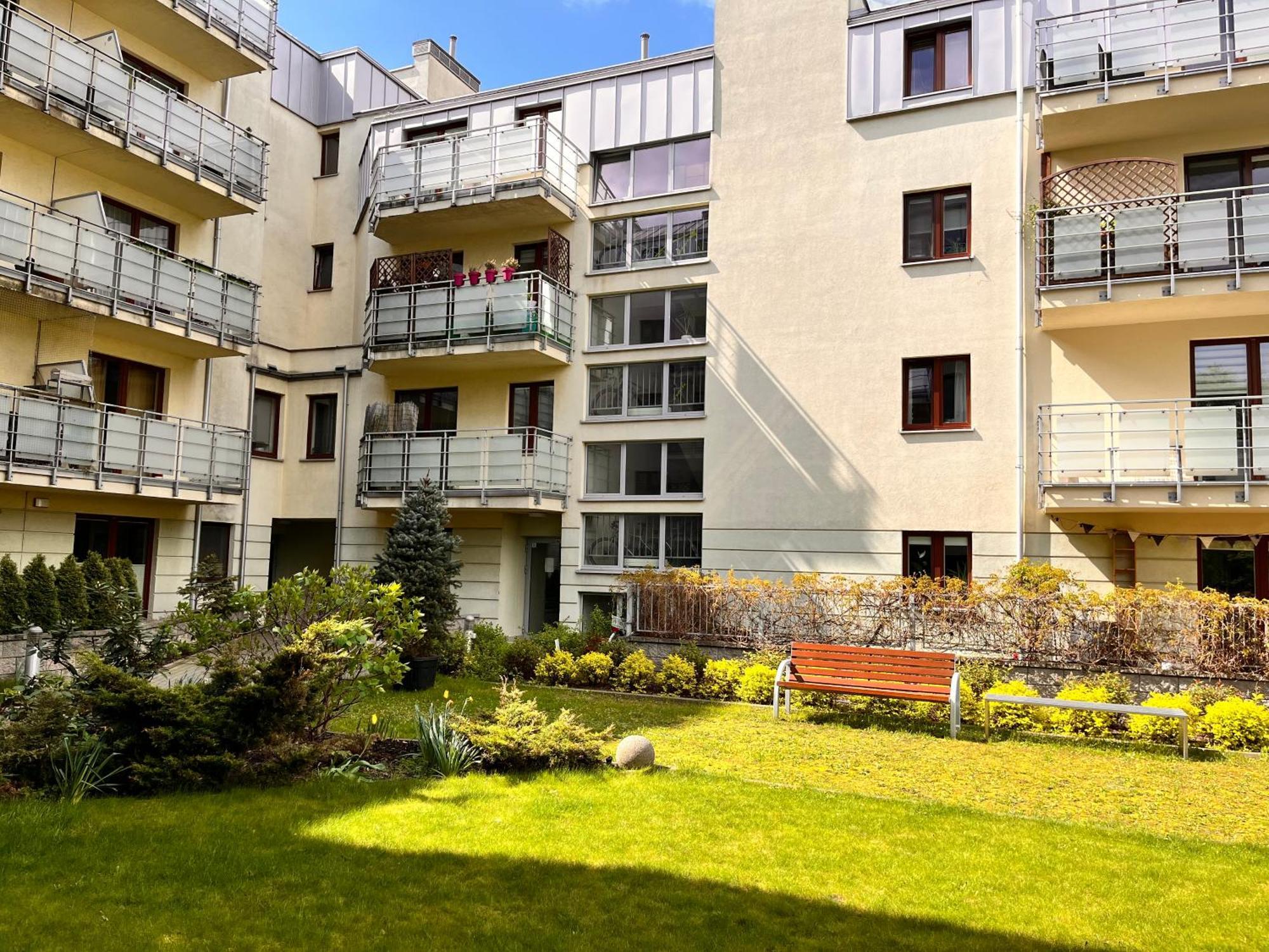 Apartament Roentgena 16 Przy Centrum Onkologii I Klinice Novum Varşova Dış mekan fotoğraf