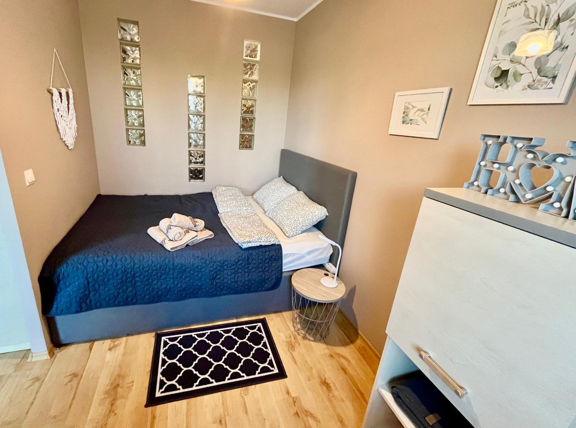 Apartament Roentgena 16 Przy Centrum Onkologii I Klinice Novum Varşova Dış mekan fotoğraf